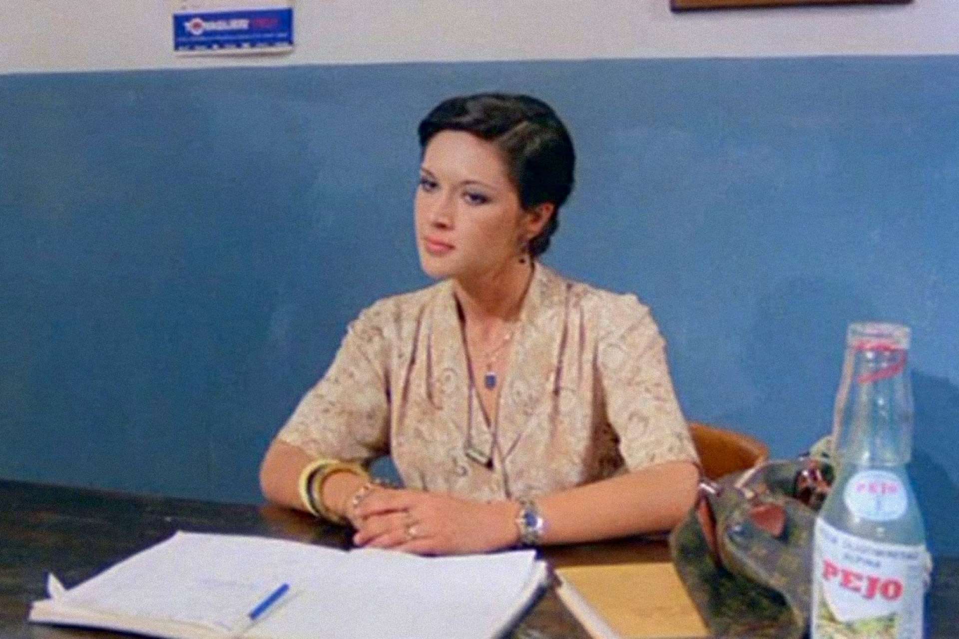 Lilli Carati è “La professoressa di scienze naturali” Lilli Carati è “La professoressa di scienze naturali”