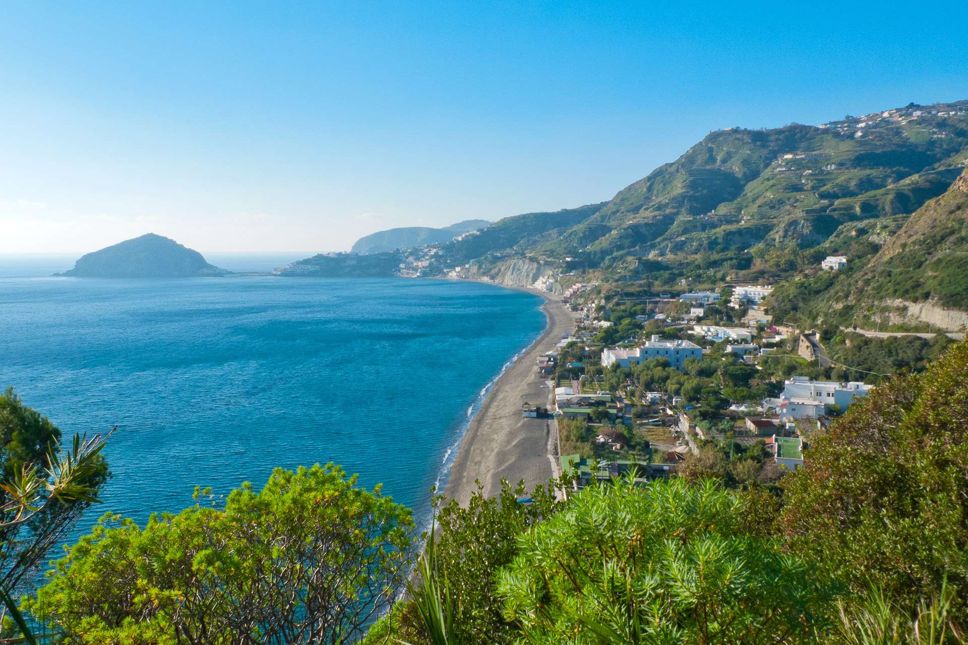 Da Testaccio ai Maronti, dai Maronti a Sant'Angelo Da Testaccio ai Maronti, dai Maronti a Sant'Angelo